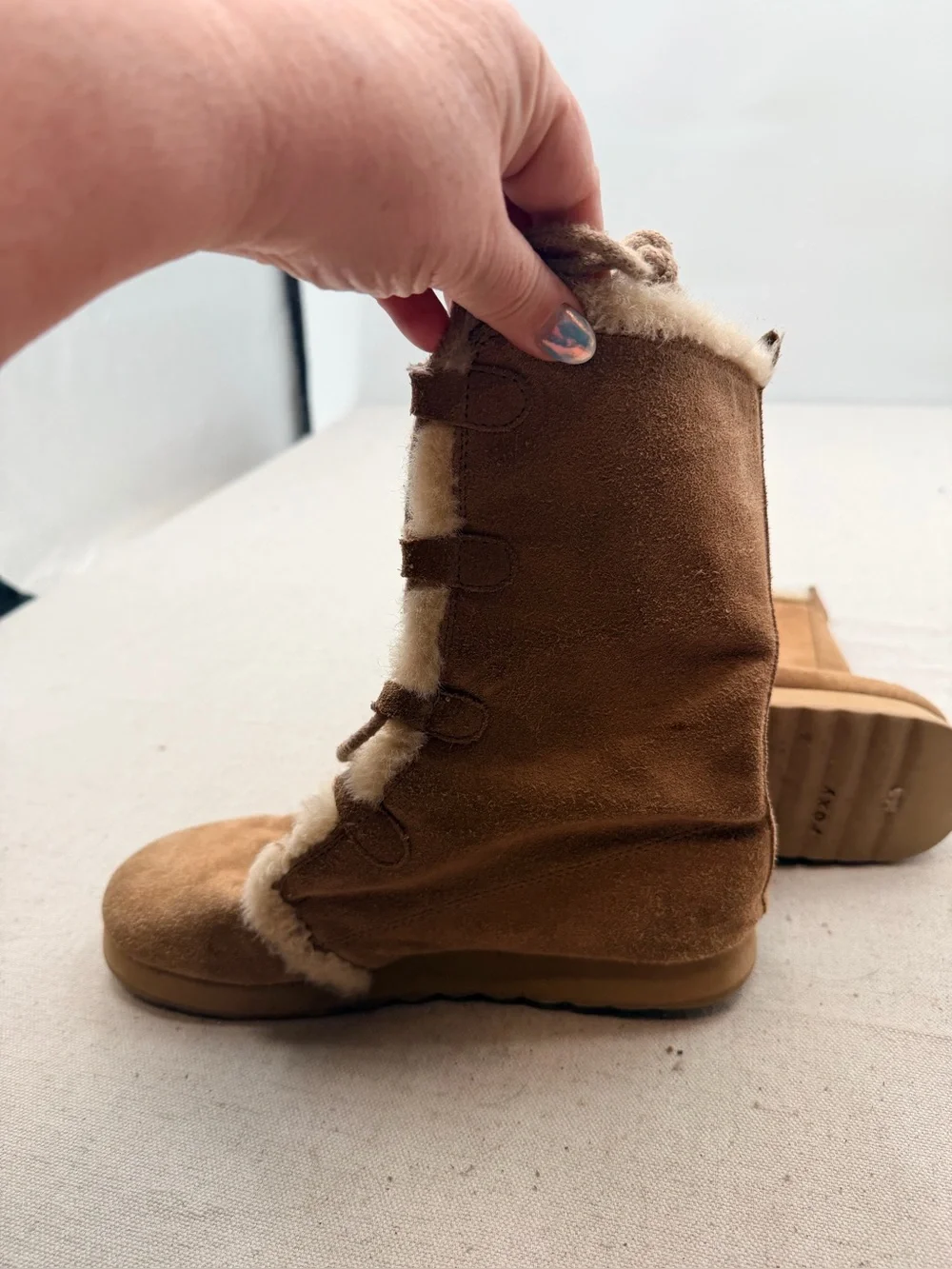 Roxy Women's Tan Suede Shearling Lace-Up Winter Boots